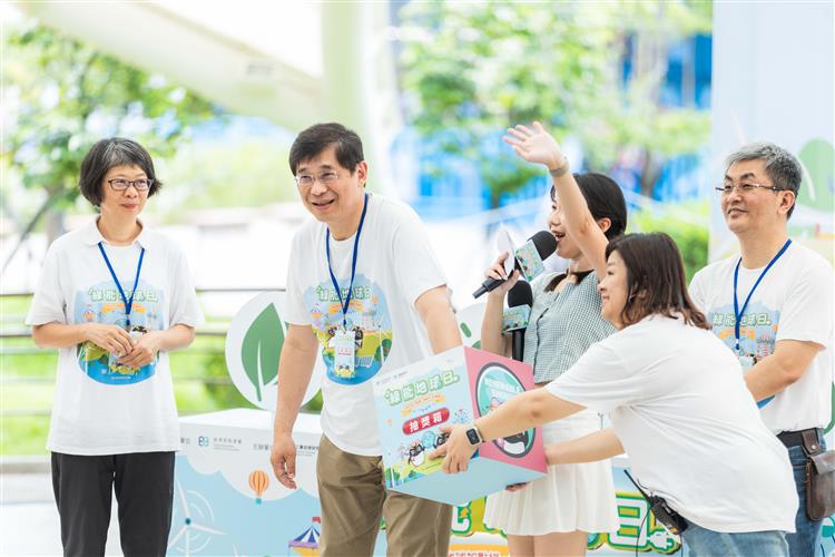 另開視窗，連結到響應世界地球日!能源署「綠能地球日」活動，一起為地球加點綠(jpg檔)